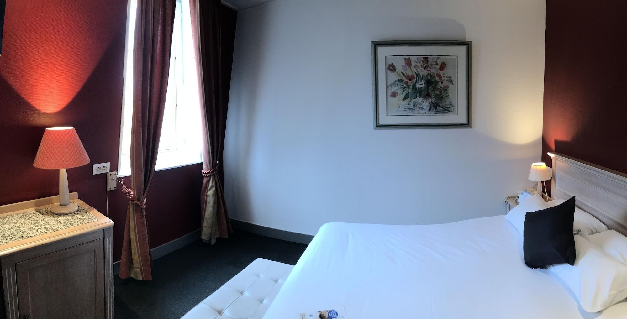Brit Hotel Aux Sacres Reims, Centre Historique Екстер'єр фото