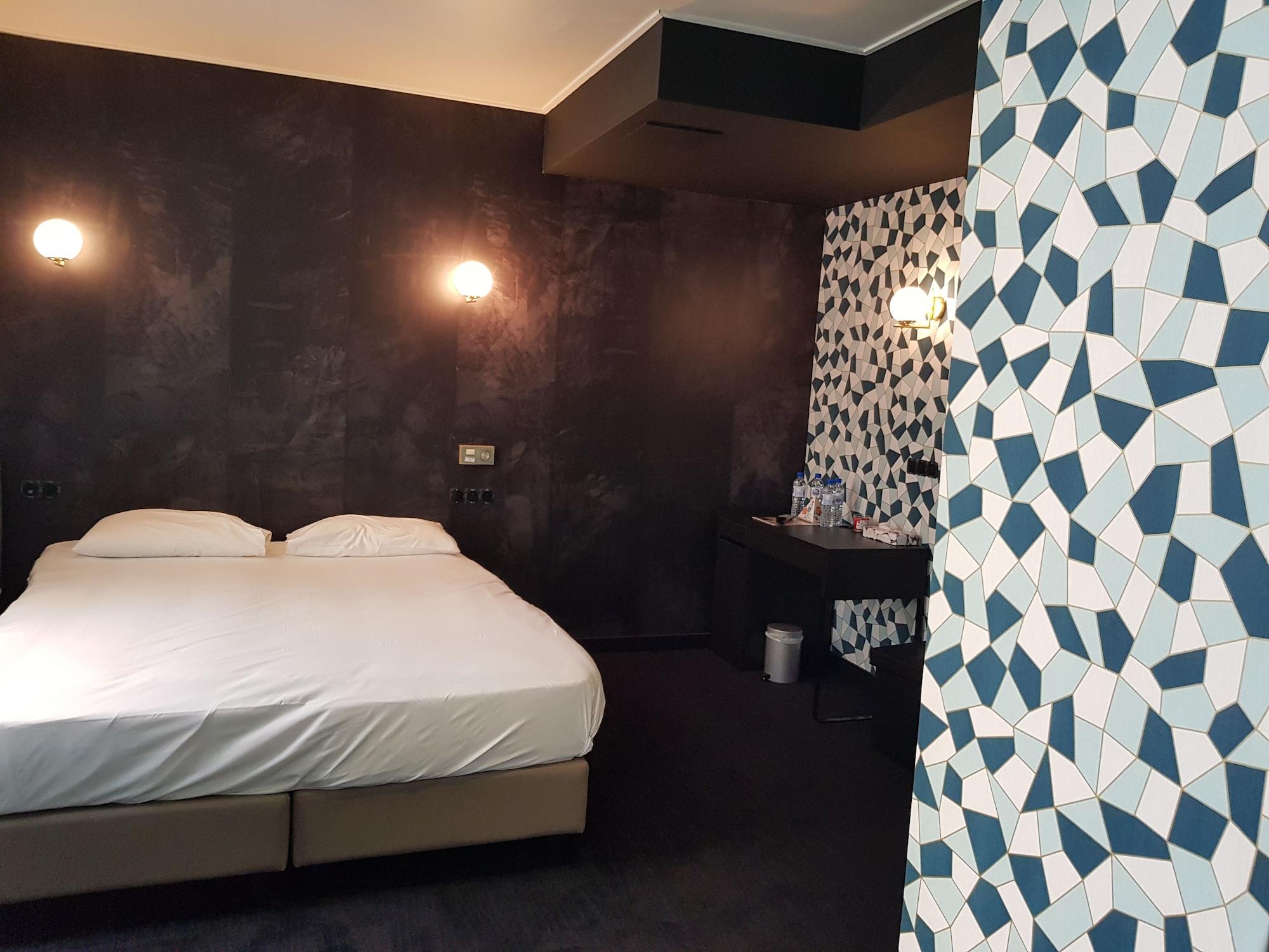 Brit Hotel Aux Sacres Reims, Centre Historique Екстер'єр фото